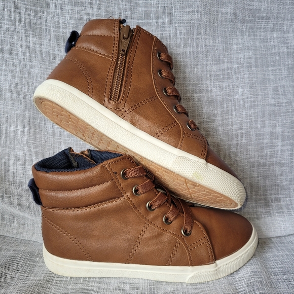 Cat & Jack Other - Cat & Jack Kids Size 11 Brown and Blue Chelsea Boot Laces Zip -017